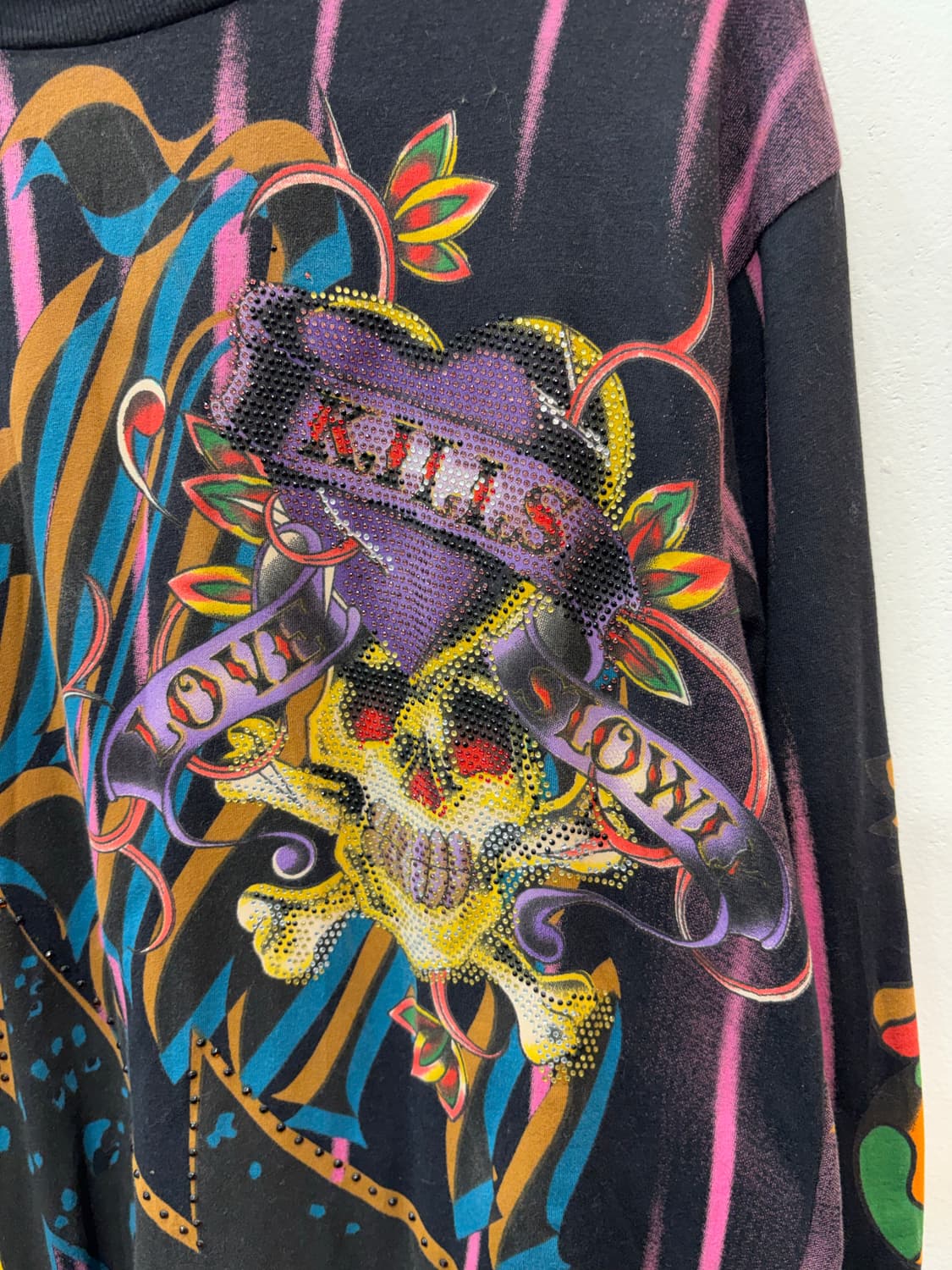 에드하디드 긴팔티 상품이미지3