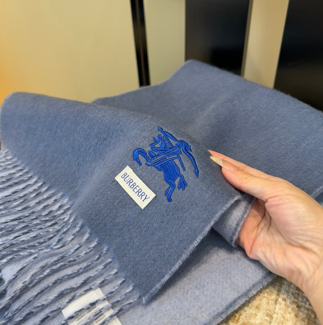 버버리 리버서블 스카프 100% 램스울
 상품이미지3