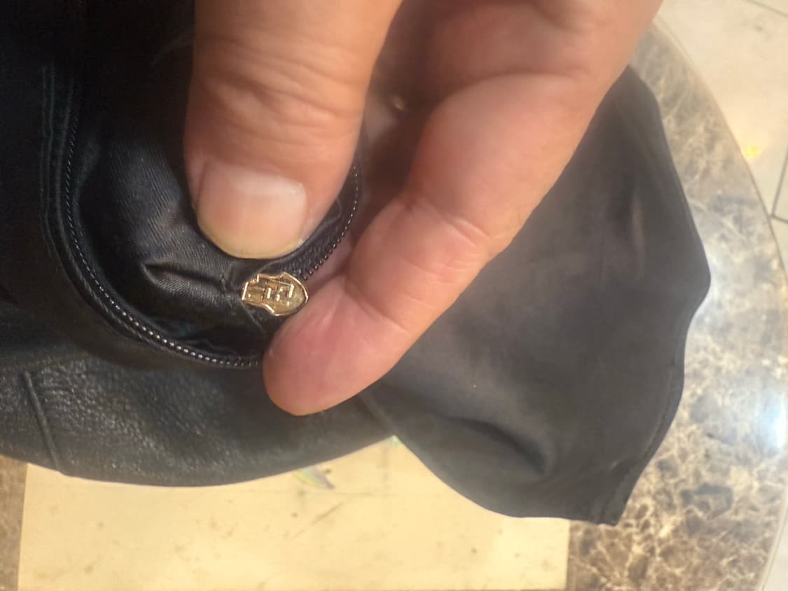 정품 펜디 마마 포에버 숄더백 팝니다 상품이미지9