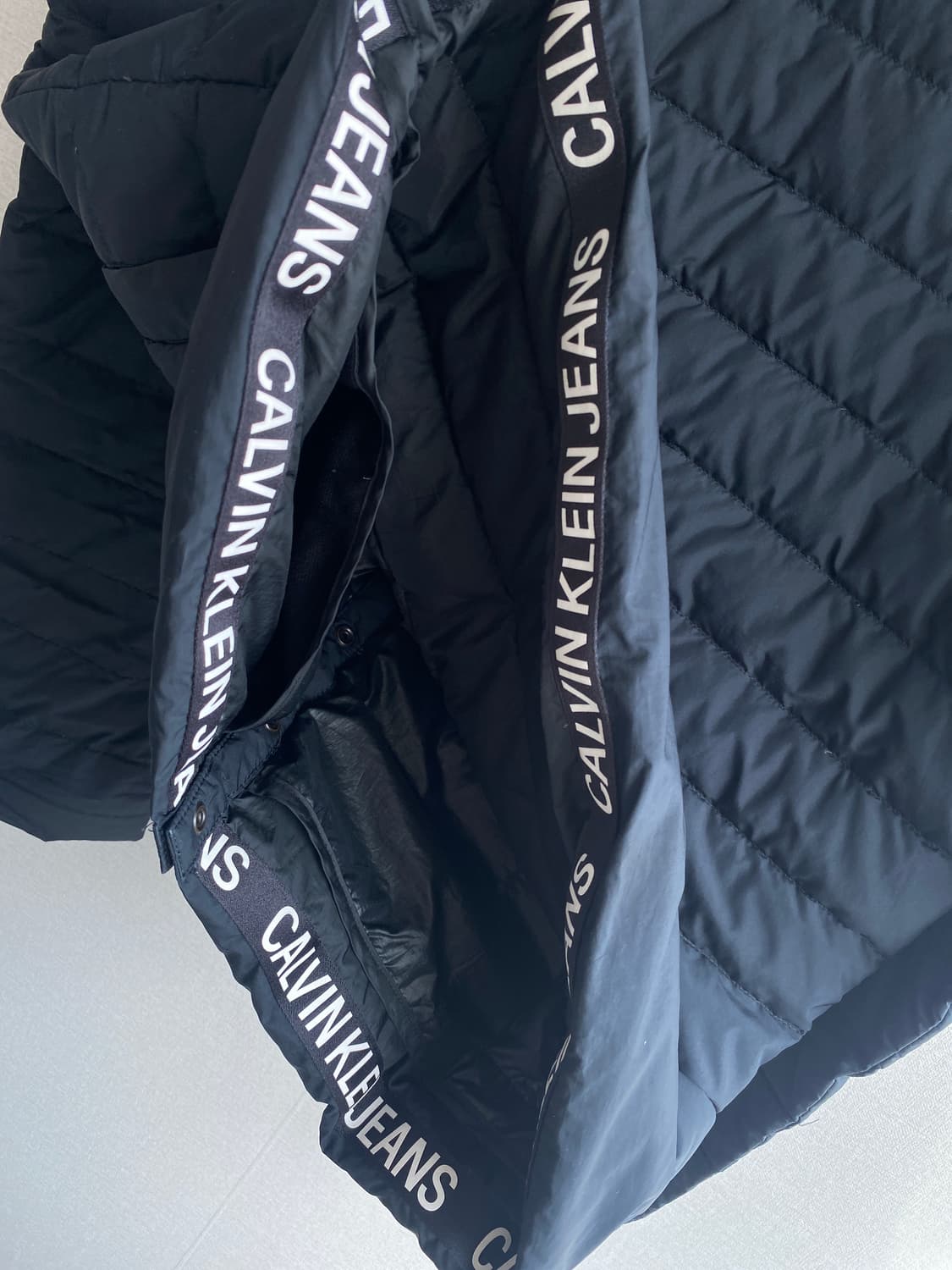 캘빈클라인진스 경량 패딩 L 상품이미지6