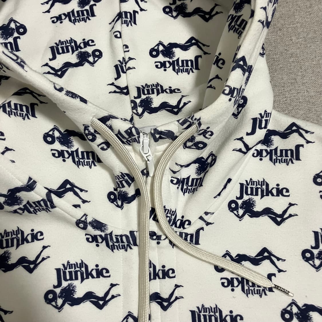 [S] 히스테릭 글래머 바이닐 히스걸 화이트 후디 상품이미지3