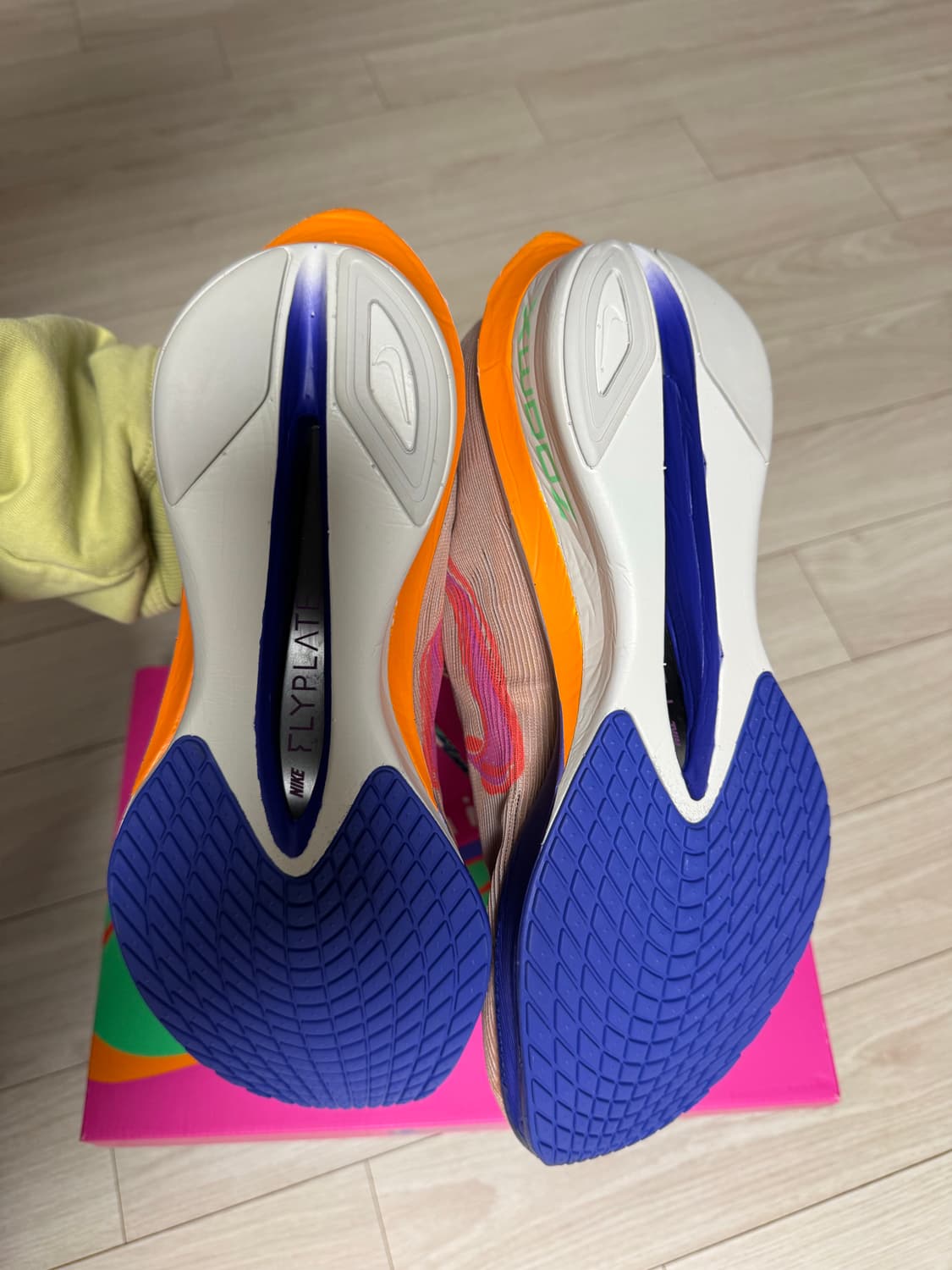 나이키 베이퍼플라이4 엘리우드 킵초게 285mm (새싱품) 상품이미지7