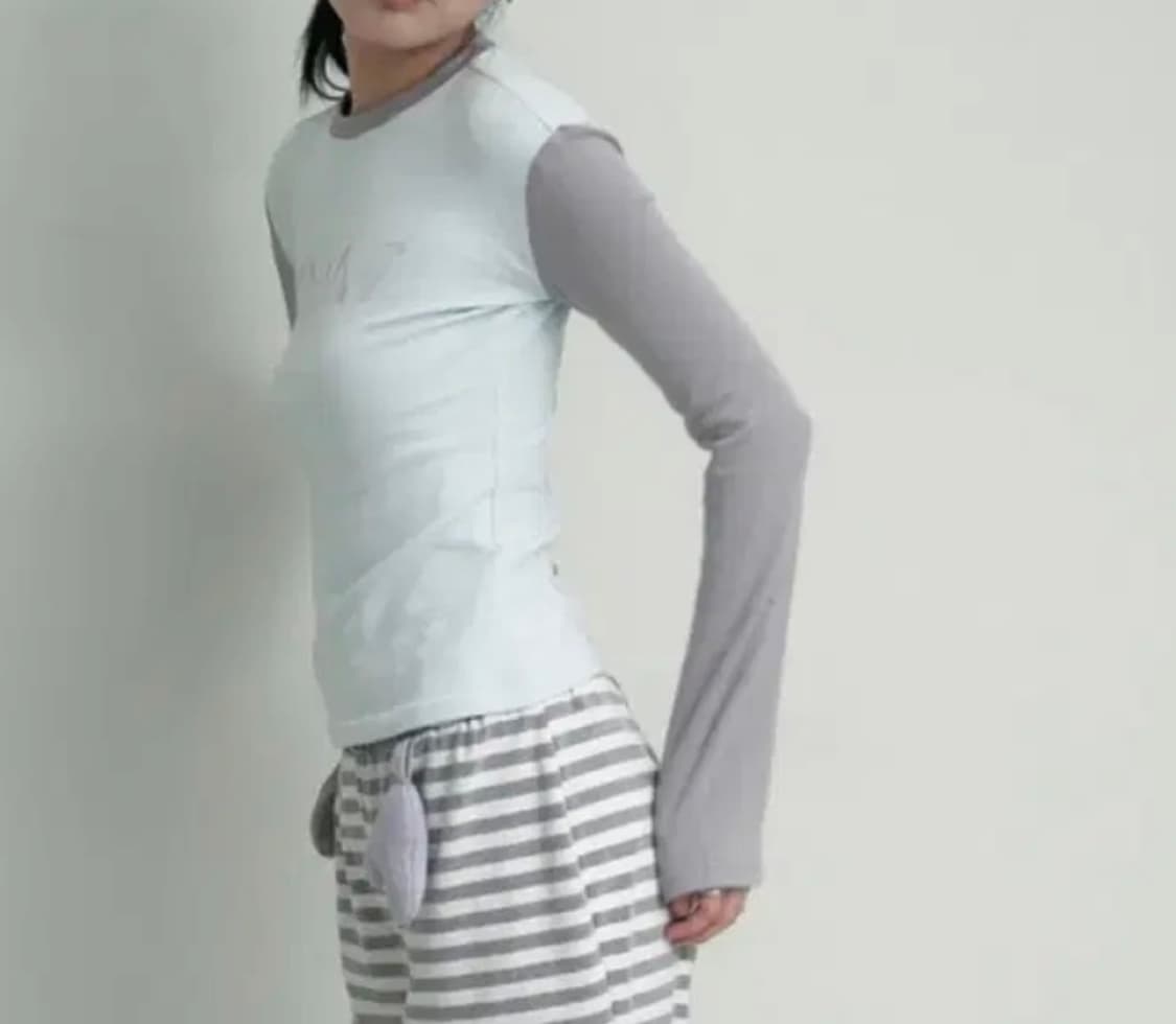 새상품) 카나제이 ghost logo print sleeve 상품이미지2