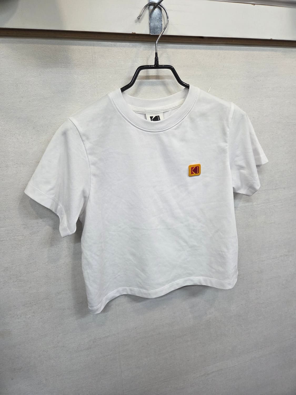 코닥 시그니처 로고 아스킨 여성 반팔 xs 상품이미지5