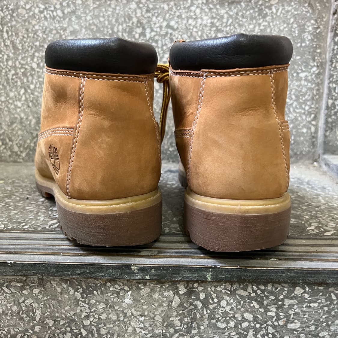 팀버랜드 프리미엄 워터프루프 추카 부츠 상품이미지3