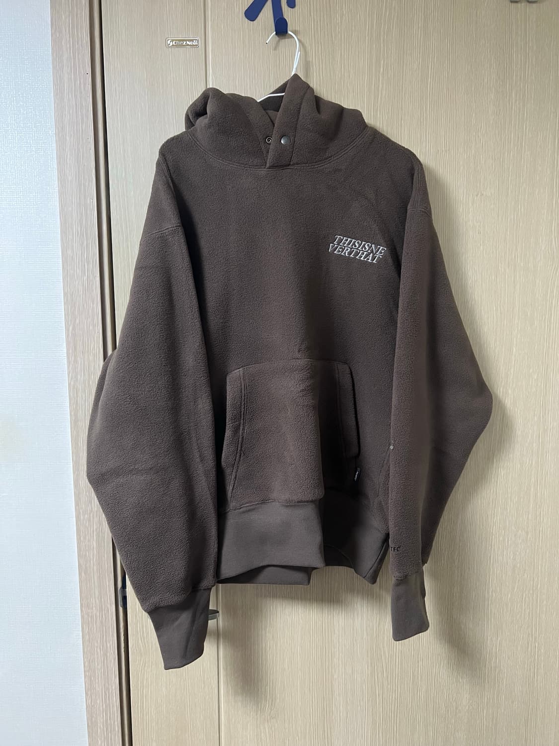 디스이즈네버댓 브랜드의 후리스 L 상품이미지1