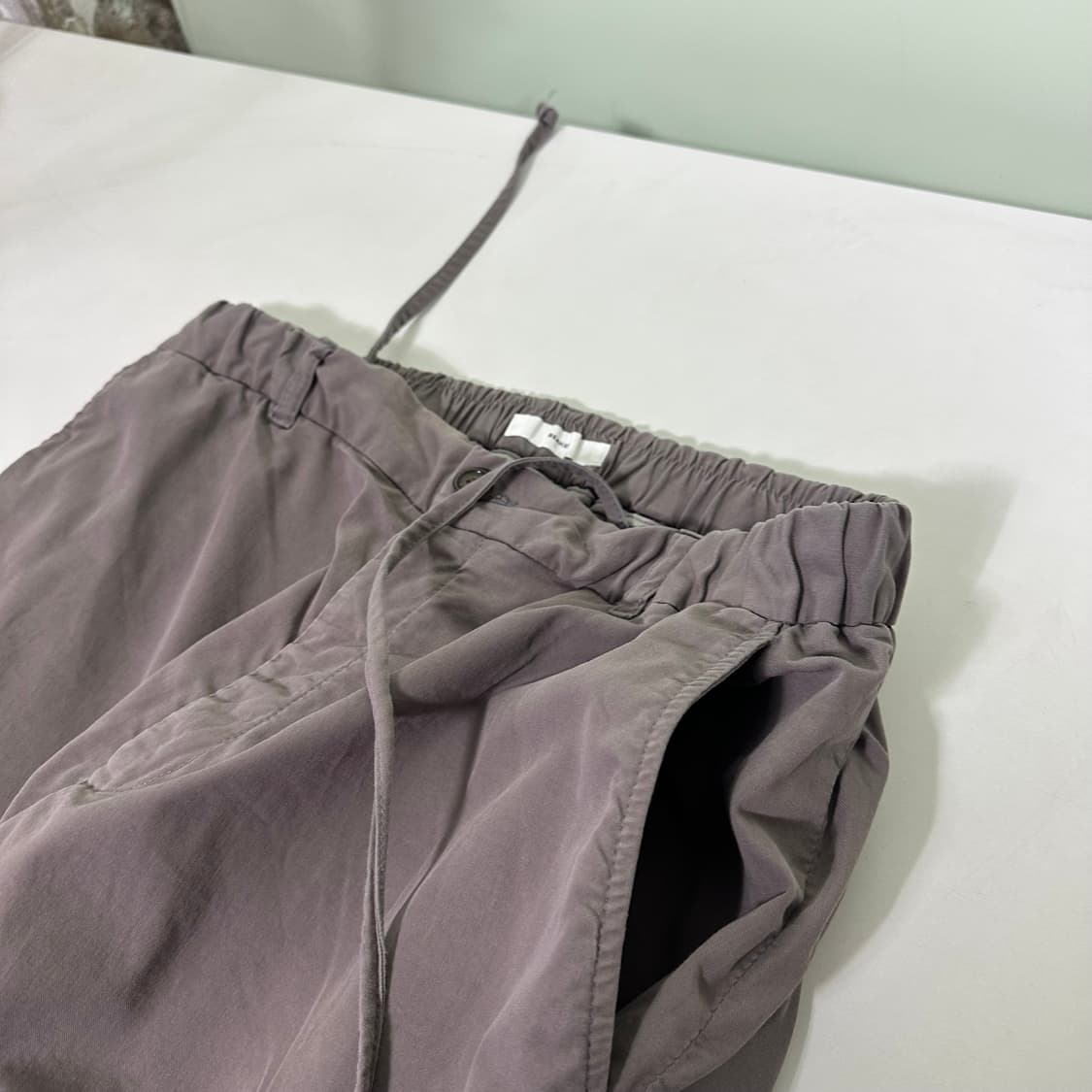 003 XL 비이커 BEAKER 루즈핏 시멘트그레이 밴딩팬츠 상품이미지5