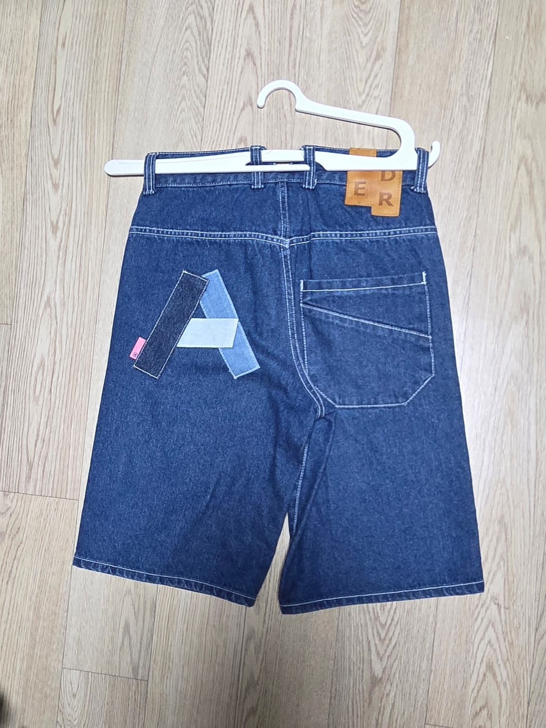 아더에러 반바지 상품이미지3