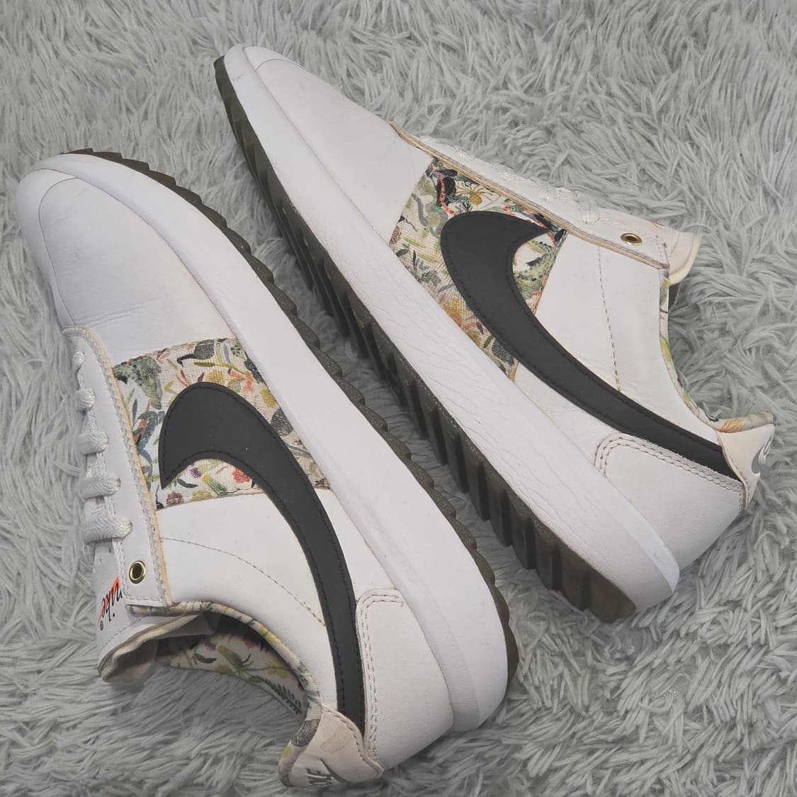 2q-9:나이키 코르테즈 G 골프 플라워 패턴 화이트 (235mm) 상품이미지8