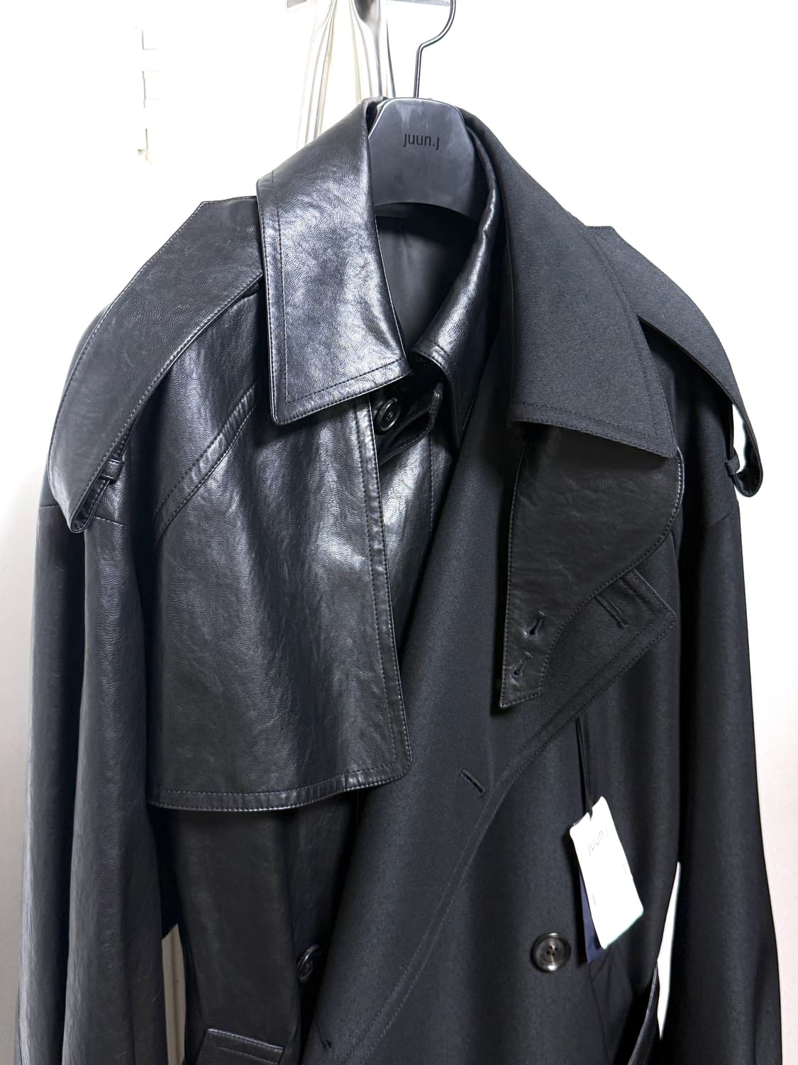 준지 20fw 컬렉션 아수라 레더 트렌치 코트 46 상품이미지7