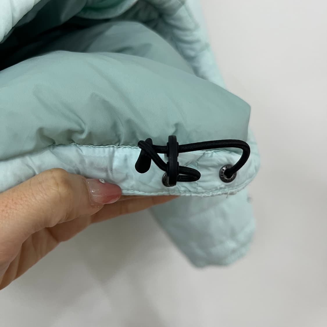 노스페이스 브이모션 하늘색 경량패딩 상품이미지8