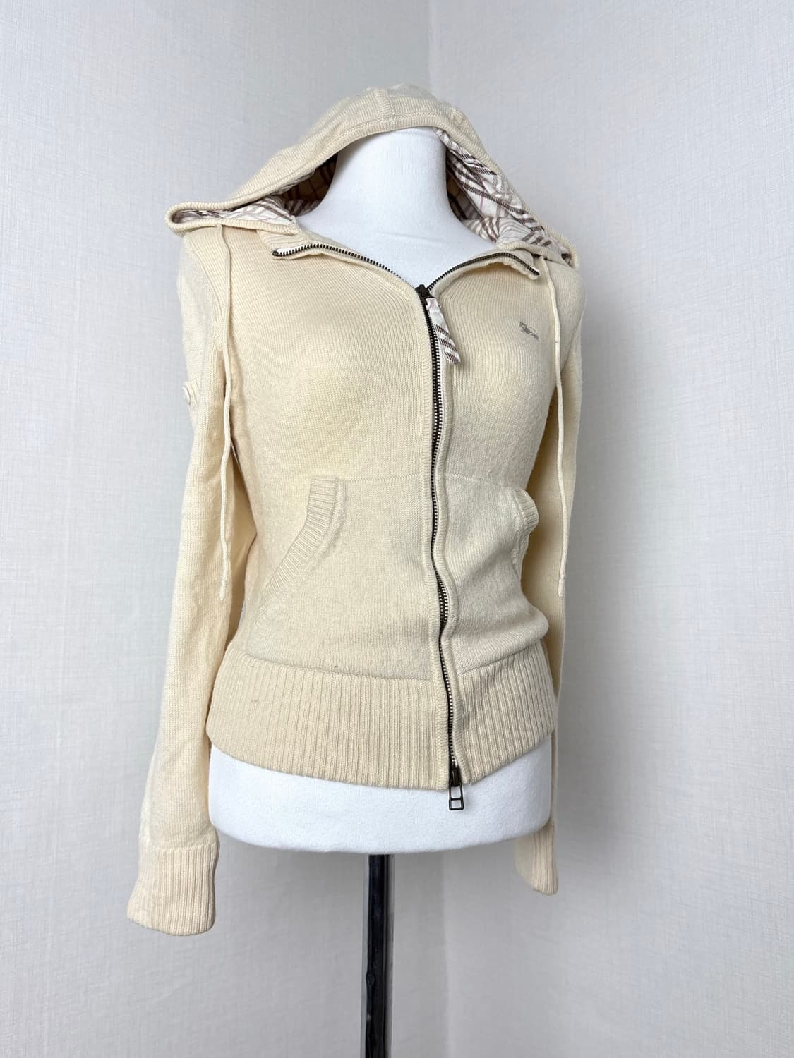 버버리 라떼 갸루 니트 후드집업 상품이미지2