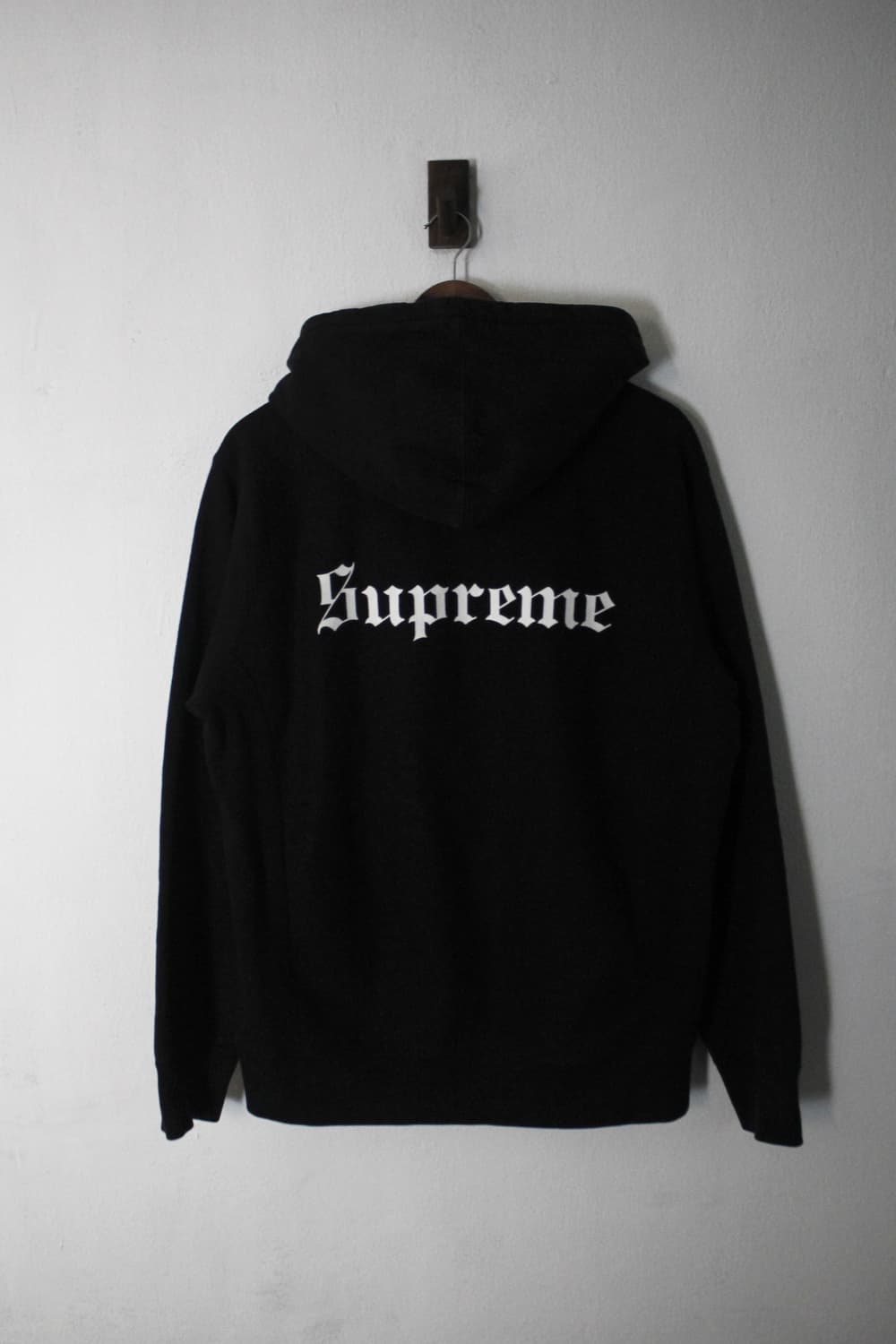 슈프림Supreme Madonna Burning Hodie  상품이미지2