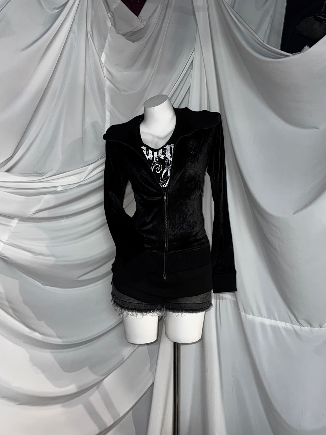 Jack rose잭로즈 무채색 데일리펑크 해골자수 벨벳집업 코디세트 상품이미지9