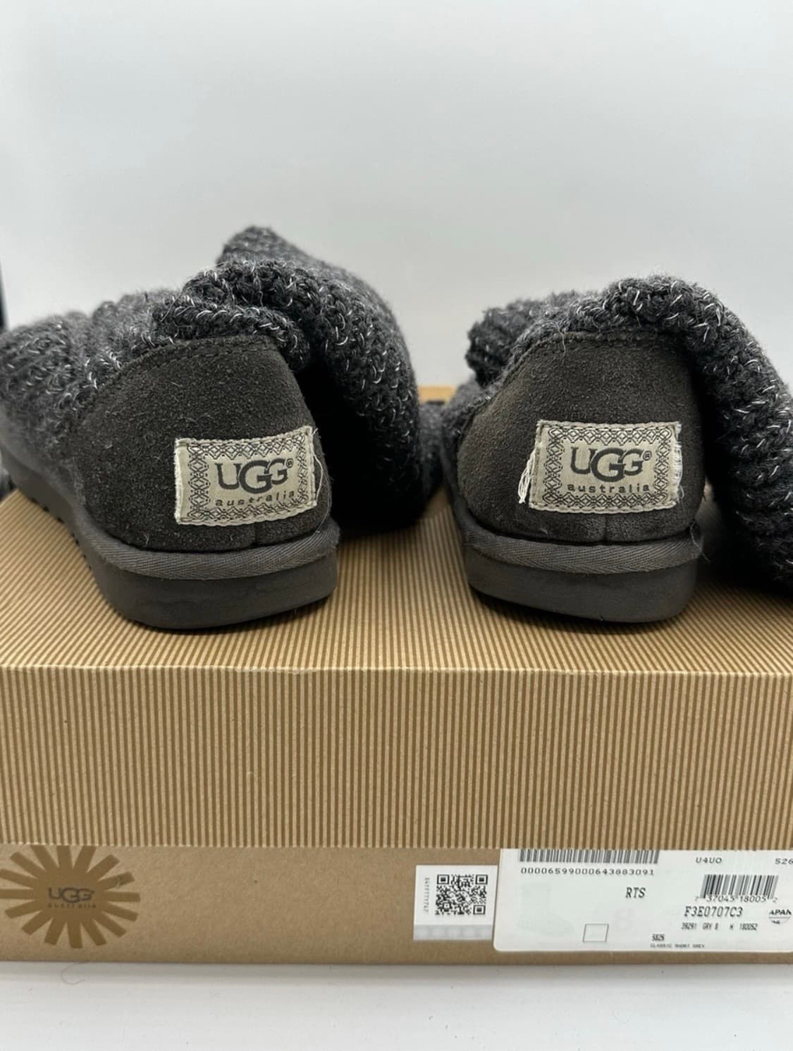 풀박! 상태 A+ 어그 카디 부츠 차콜 그레이 상품이미지3