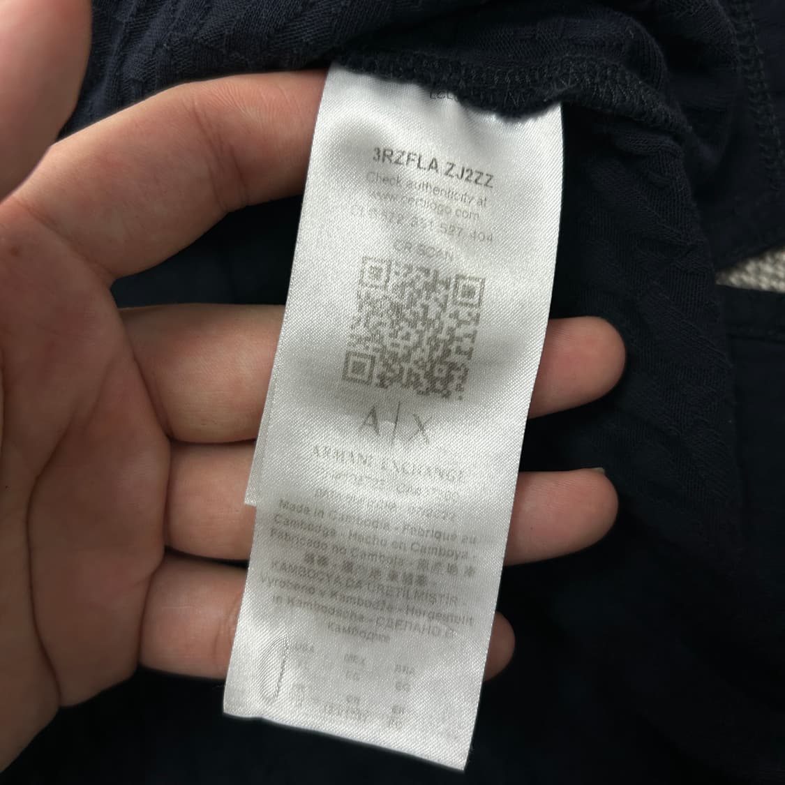 아르마니 QR라벨 멀티패턴 네이비 카라티(XL) 상품이미지3