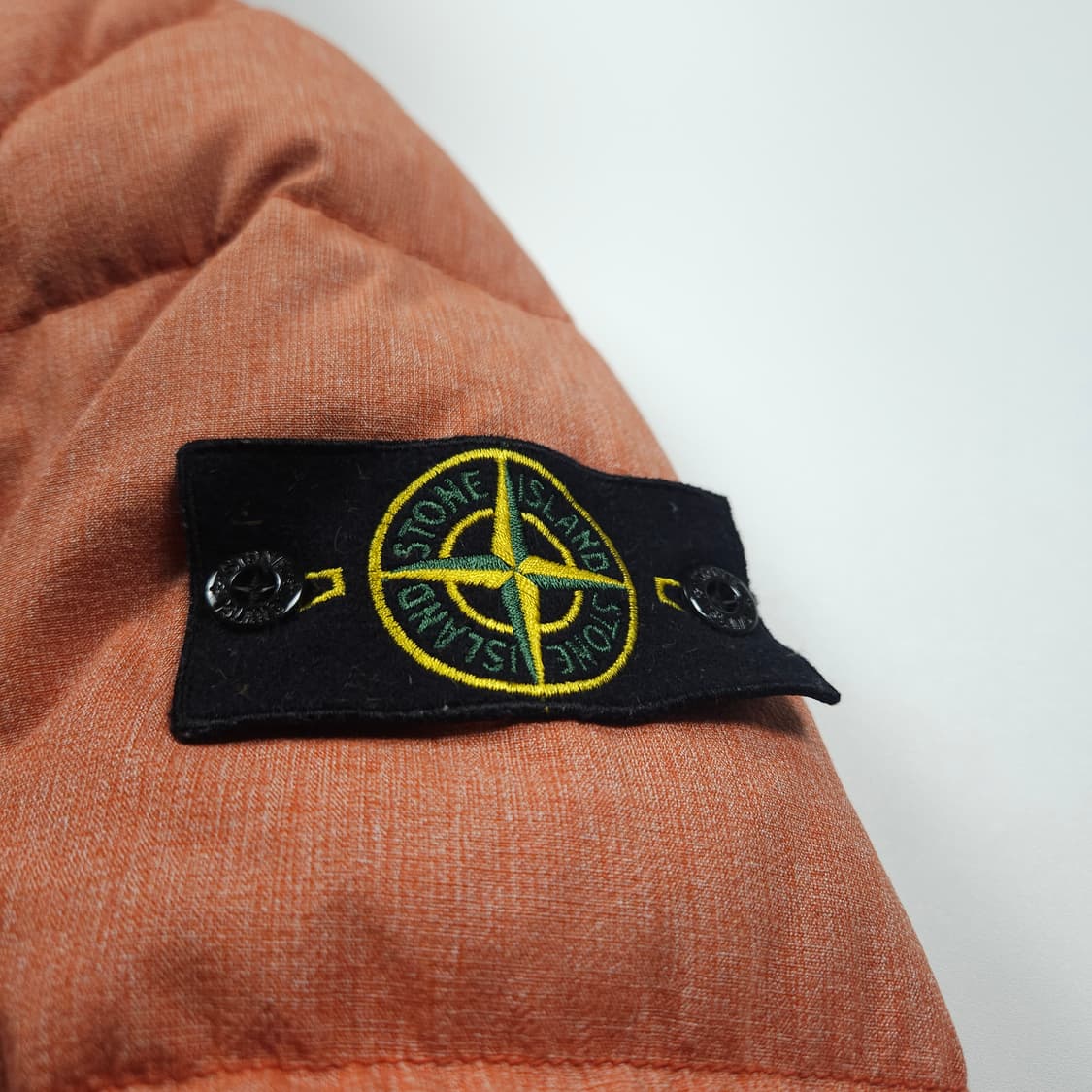 스톤아일랜드 가먼트 다이드 믹스 파이버 와트로 테라 다운 재킷 상품이미지4