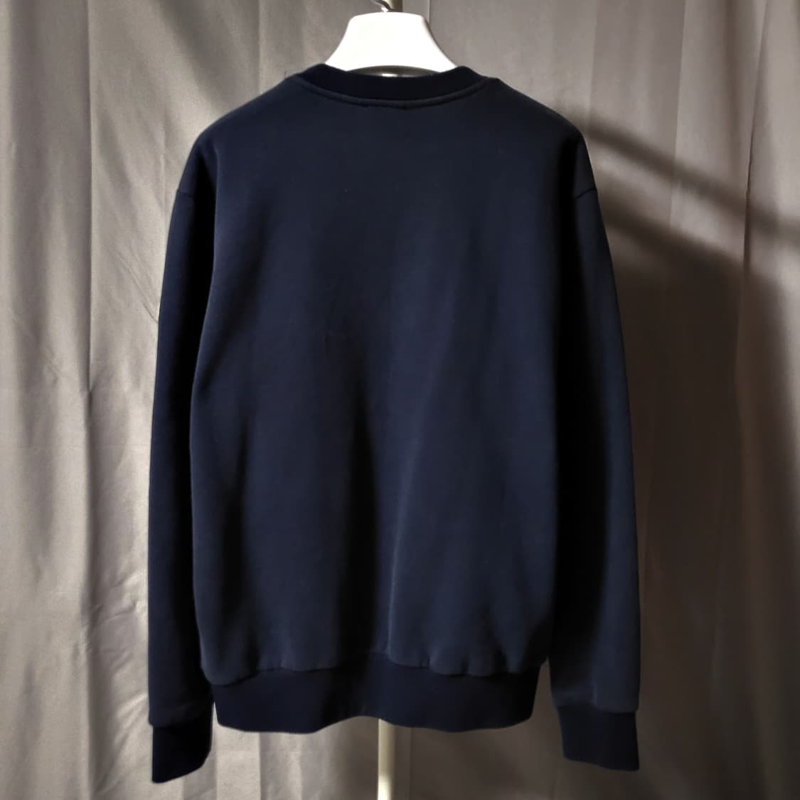 [XL size]몽클레어 카라비너 자수 로고 맨투맨 상품이미지2