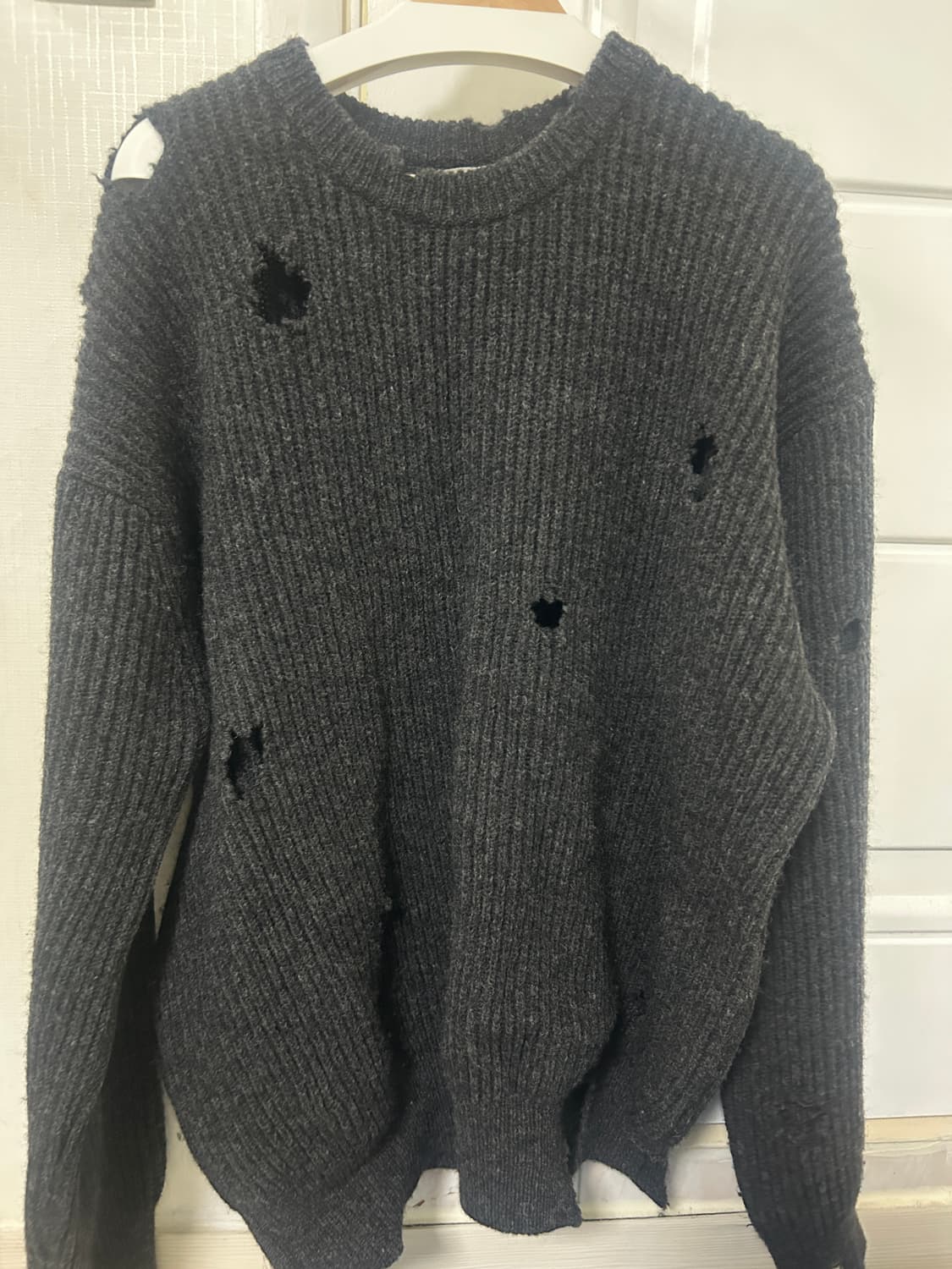 (새상품) STU 디스트로이드 니트 상품이미지4