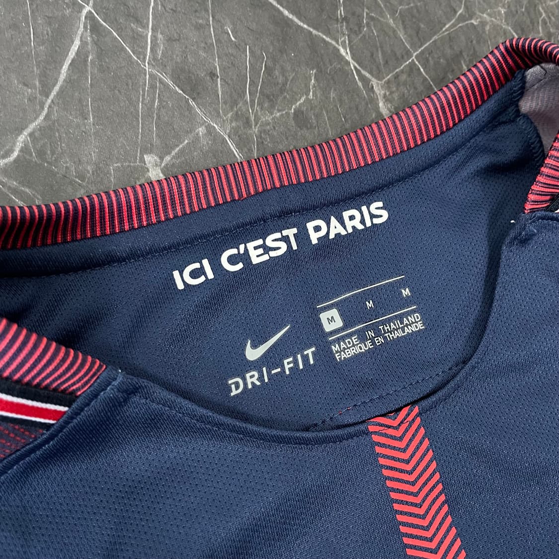 나이키 파리생제르망 17-18 입단식 네이마르 유니폼 상품이미지5