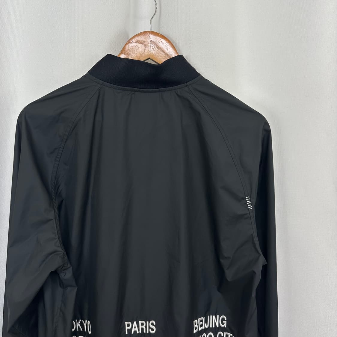  나이키 남자 얇은 똑딱이 자켓 검정 M  상품이미지6