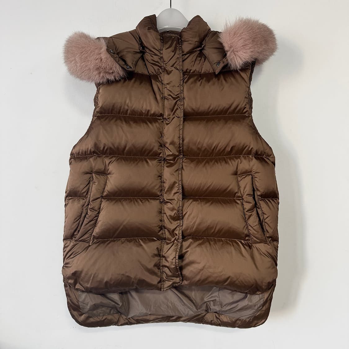 오즈세컨 폭스퍼 트리밍 구스 다운 패딩 조끼 상품이미지1