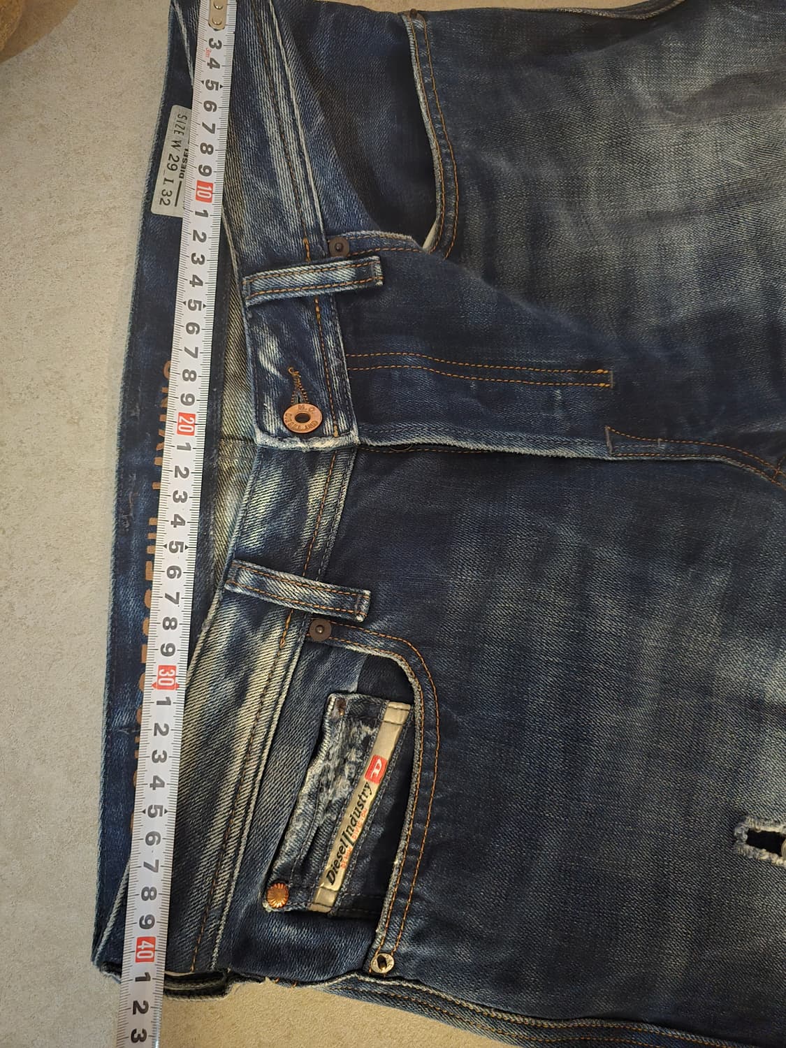 디젤 자티니 29사이즈입니다.디젤 자티니 29사이즈입니다. 상품이미지5