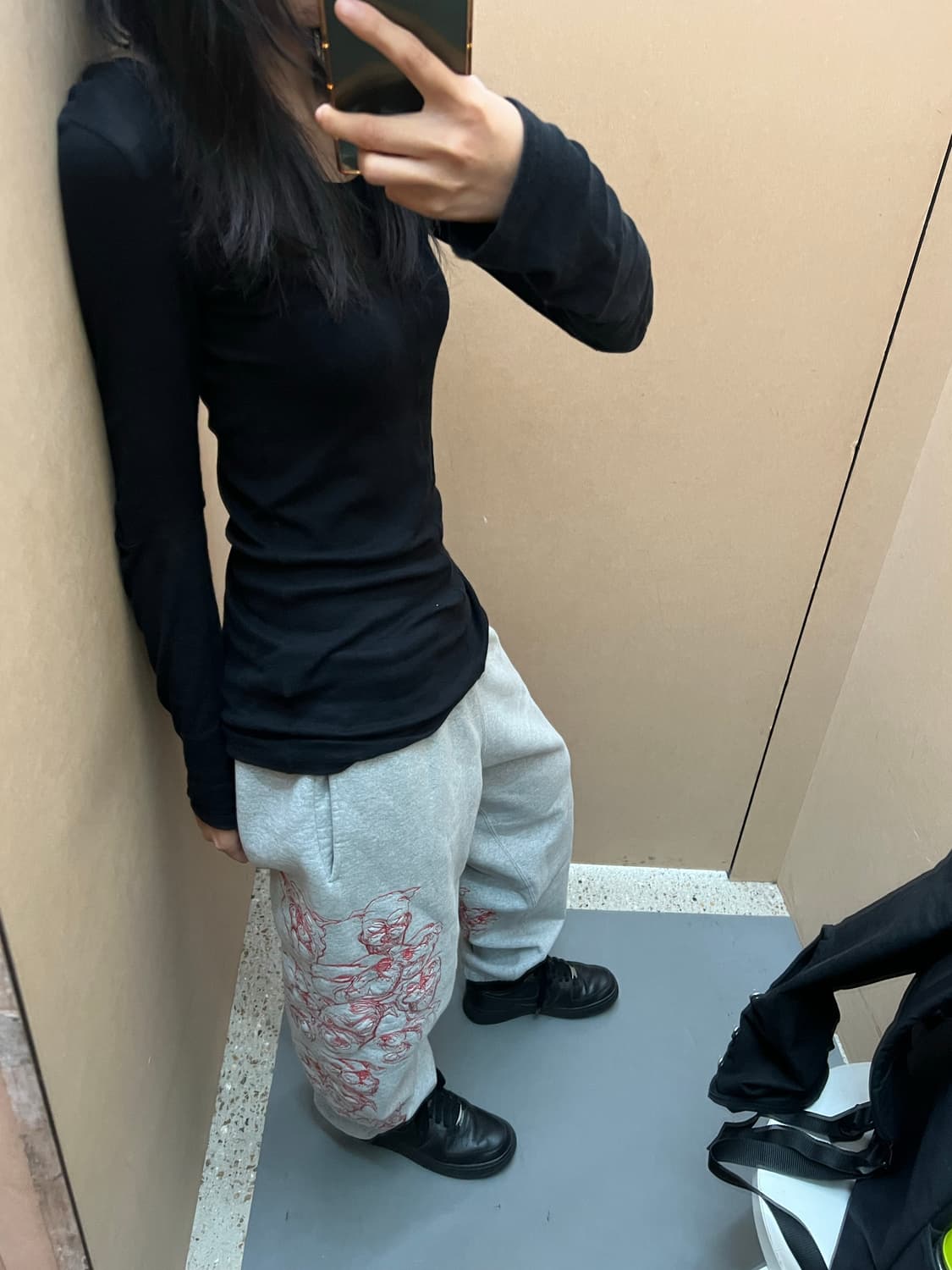 슈프림 핏불스 자수 스웨트팬츠 라이트 탄 25ss  상품이미지3