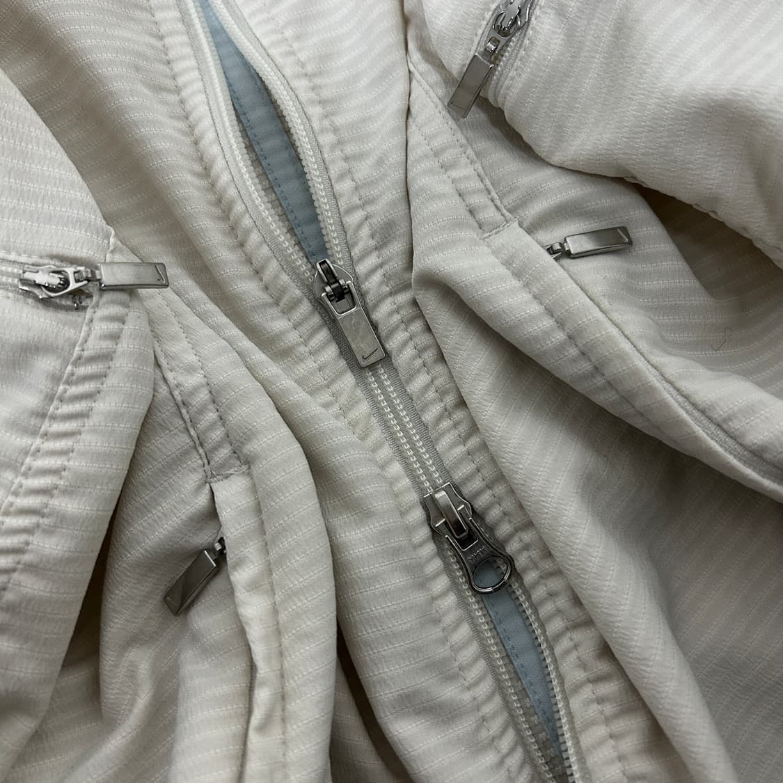 나이키 스우시 로고 지퍼 디테일 트랙 자켓 화이트 상품이미지5