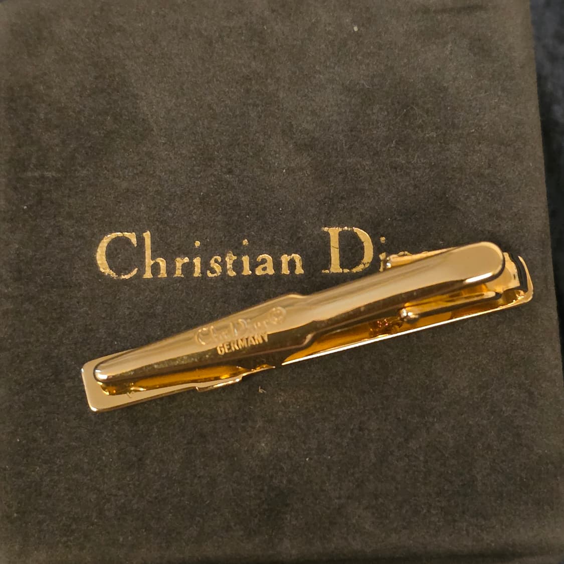 크리스찬 디올 금장 넥타이핀 케이스 포함 A급 상품이미지3