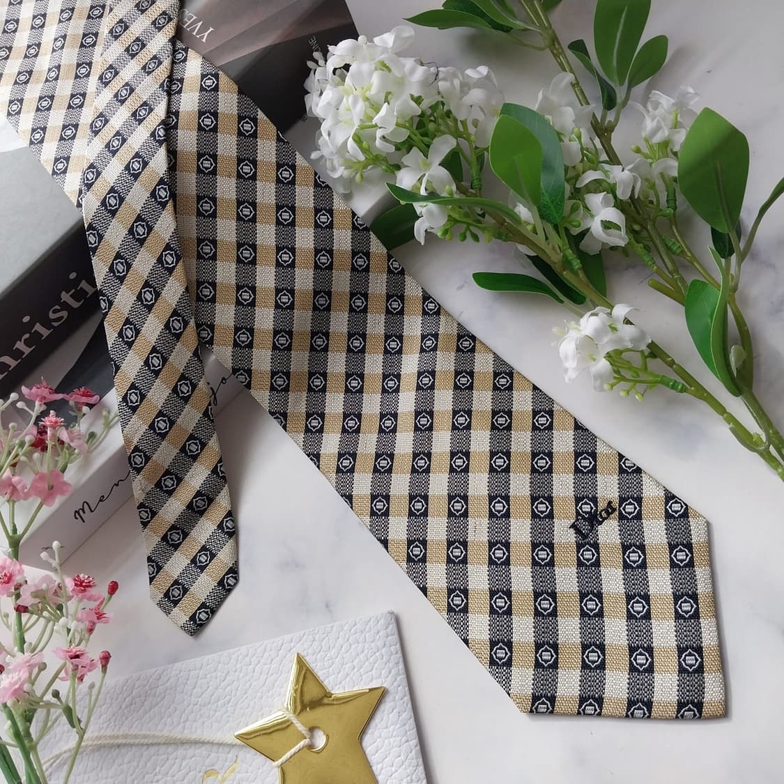 크리스찬 디올 넥타이 베이지 체크 패턴 9.5cm A등급 K2174
 상품이미지3