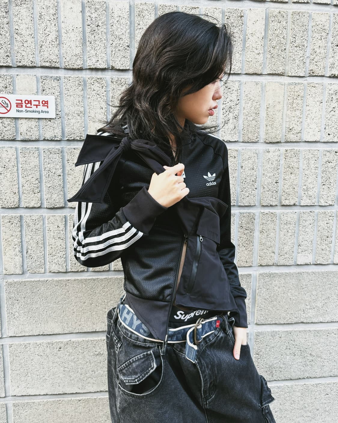 사스콰치 패브릭스 x 닌자튠 스트랩 포켓 슬링백 상품이미지2