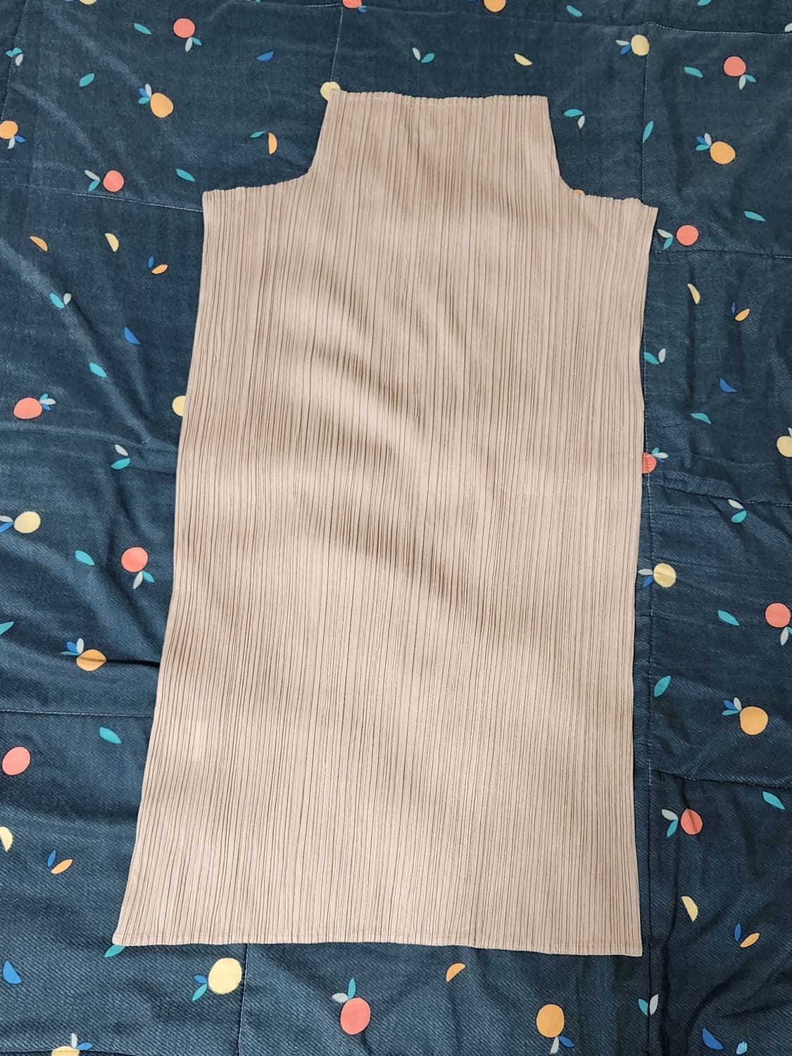 이세이 미야케 플리츠 플리즈 슬리브리스 베이지 상품이미지1