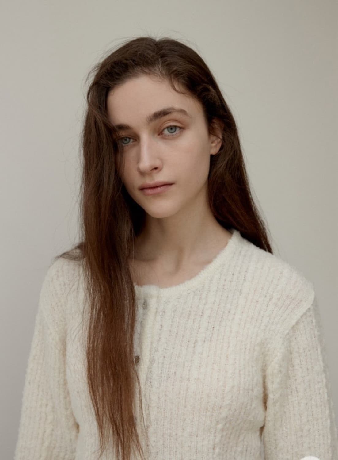 비뮤즈 베뉴엣 코엘 부클 가디건 크림 단종 상품이미지2