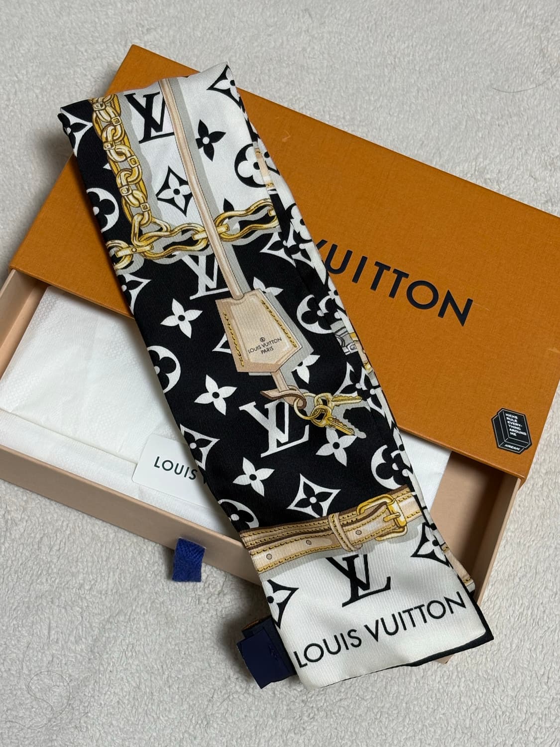 루이비통 모노그램 컨피덴셀 방도스카프 상품이미지2
