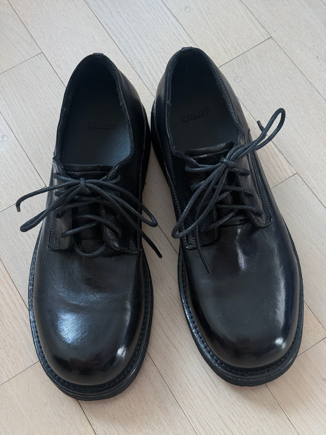 위더로드 / 헨리 홀스레더 4홀 더비슈즈 블랙 워싱 / 280 상품이미지2