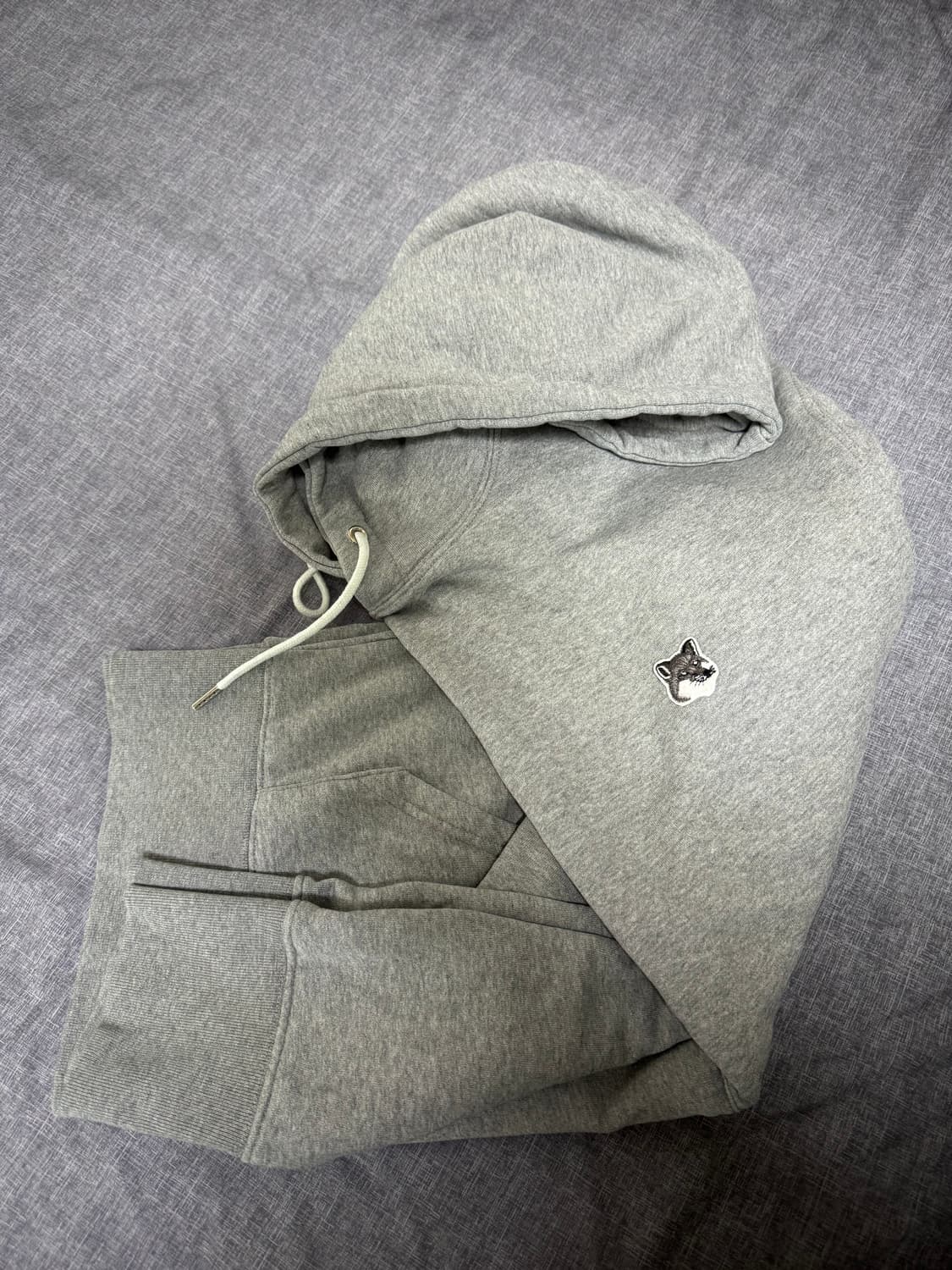 메종키츠네 그레이 후드티(L사이즈) 상품이미지1