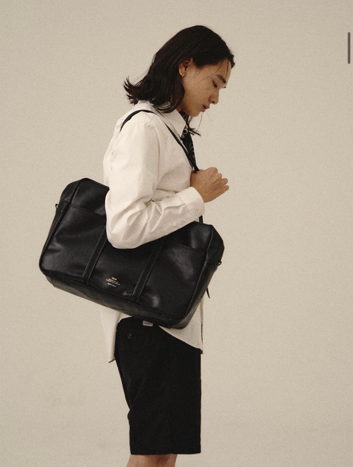 노이에 레더보스턴백 가방 라지 상품이미지3