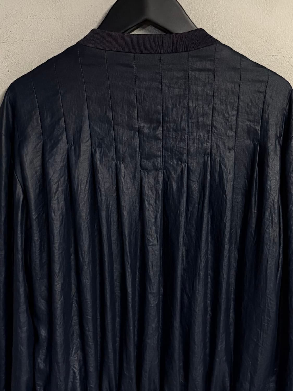 DIESEL pleated bomber jacket navy  상품이미지5