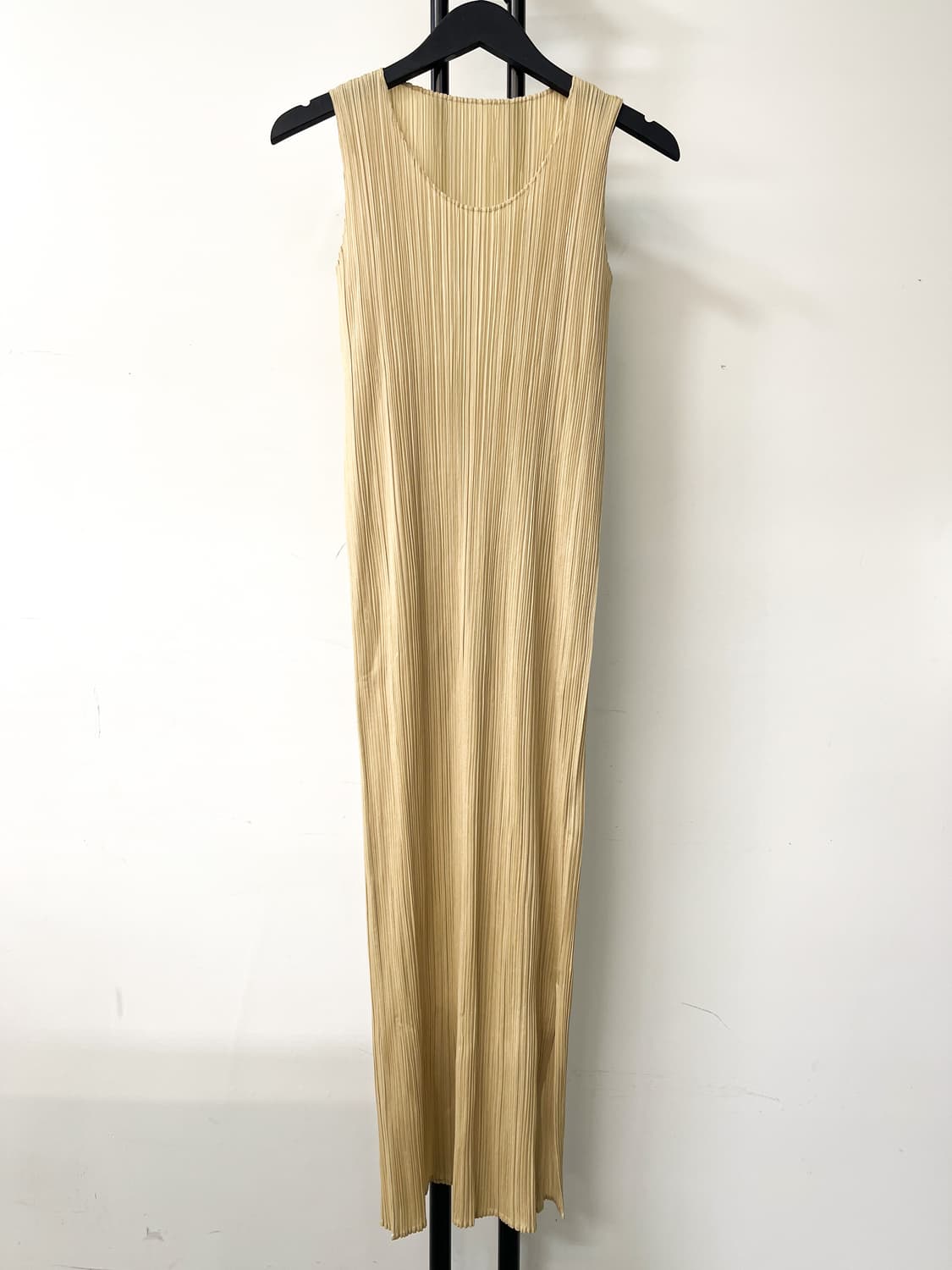 이세이 미야케 린넨 플리츠 원피스 상품이미지1