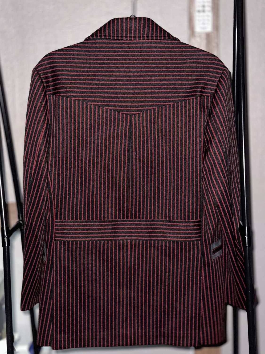 고딕 레드 스트라이프 자켓 상품이미지2