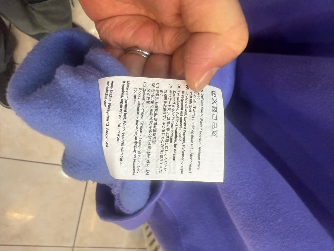 100 정품 아크네스튜디오 플로고 퍼플 스웻셔츠 팝니다 상품이미지4