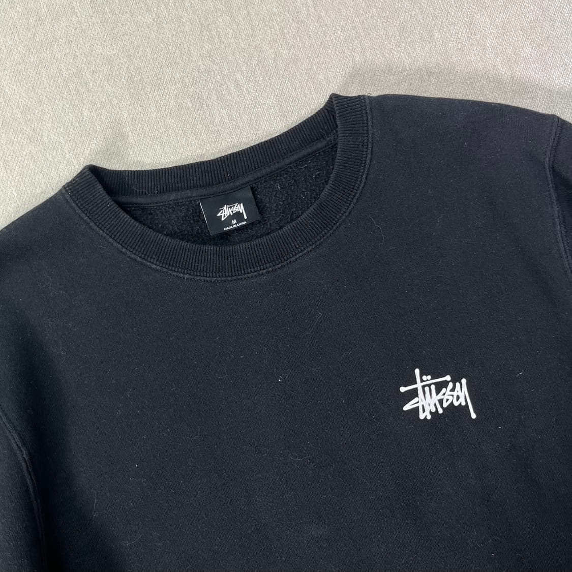 100 100 스투시 베이직 맨투맨 상품이미지3