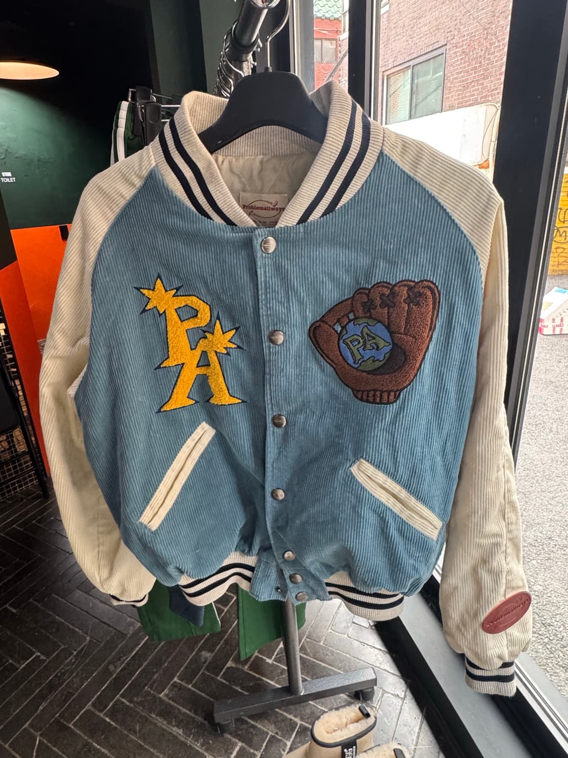 프라블럼올웨이스 바시티 봄버 자켓 상품이미지2