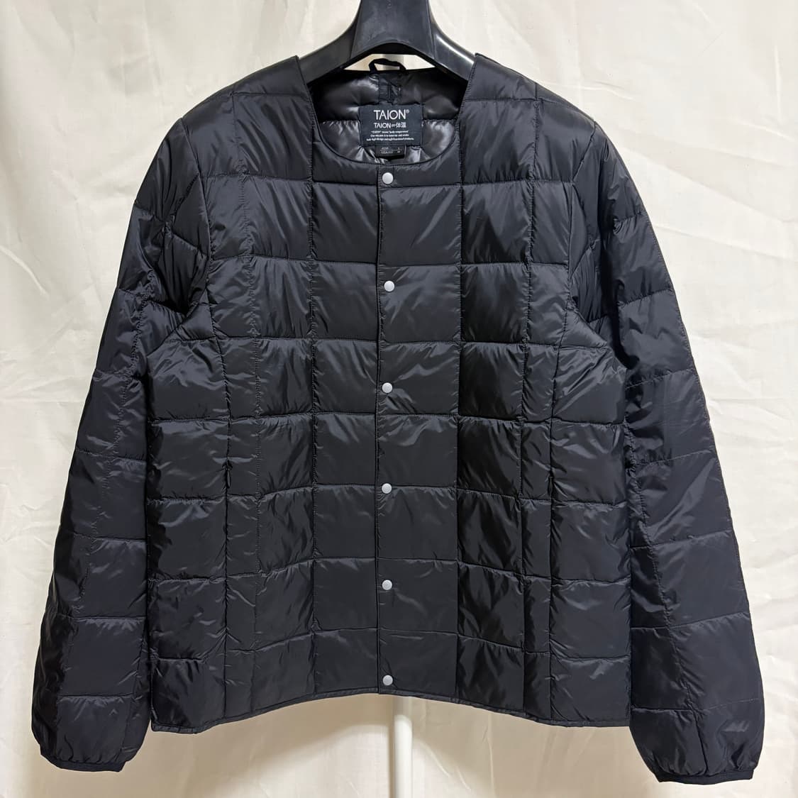 타이온 크루넥 경량다운 패딩 / 블랙, L 상품이미지1