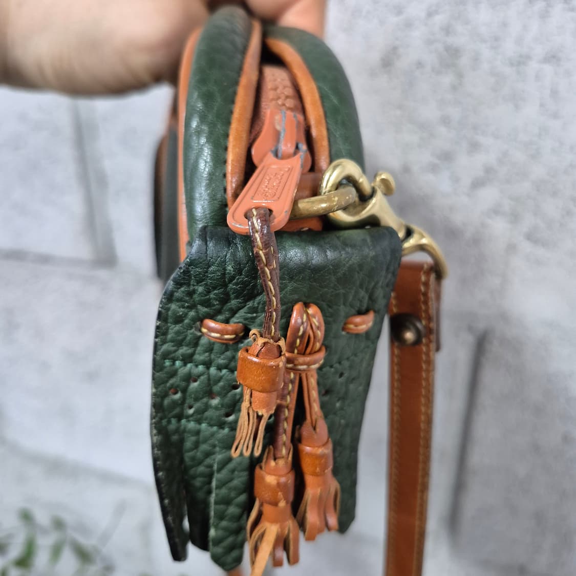Dooney & Bourke 빈티지 크로스백 상품이미지8