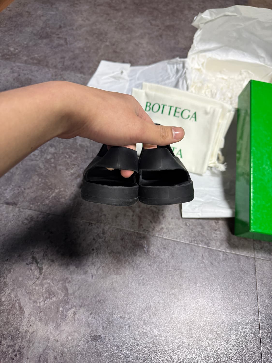 보테가베네타 퍼들샌들 37 풀박스 상품이미지4