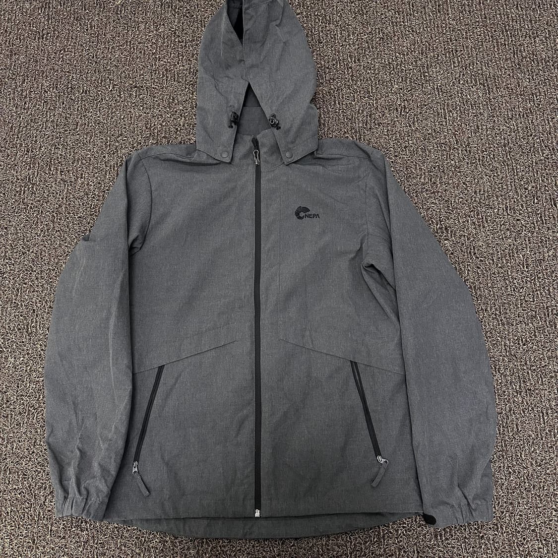 NEPA 네파 바람막이 자켓 차콜 95(M) 상품이미지1