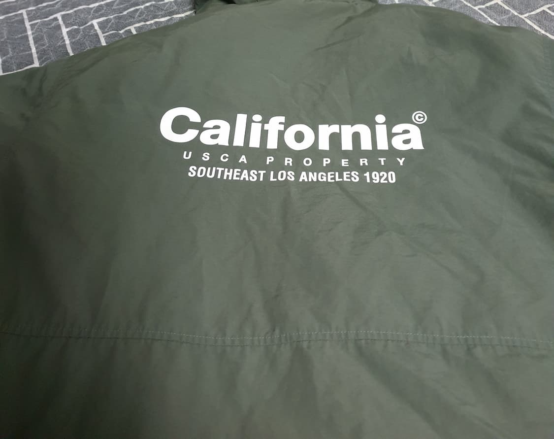 후아유 캘리포니아 후디 보아 리버서블 패딩 자켓 카키 (XL) 상품이미지2