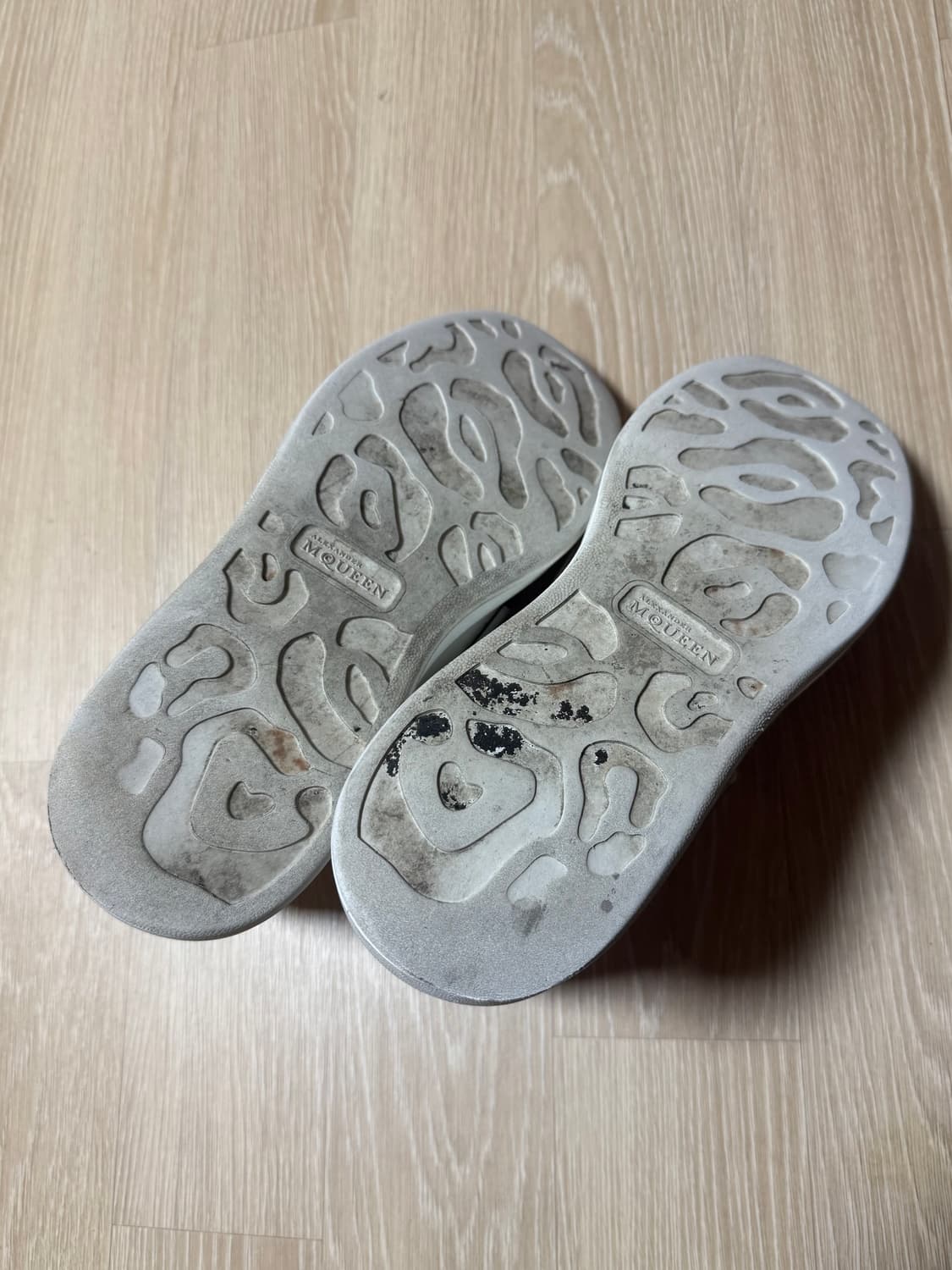 알렉산더맥퀸 벨크로 오버솔 42.5 상품이미지5